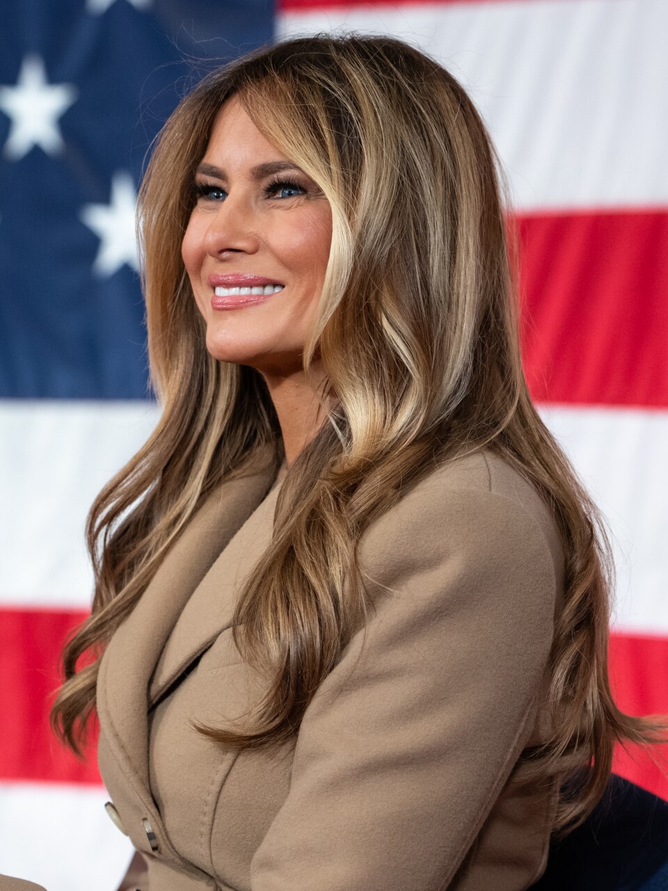 Melania Trump official portrait